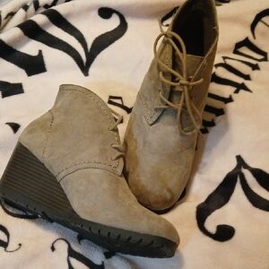 Time and Tru Taupe Suede Wedge Ankle Boots